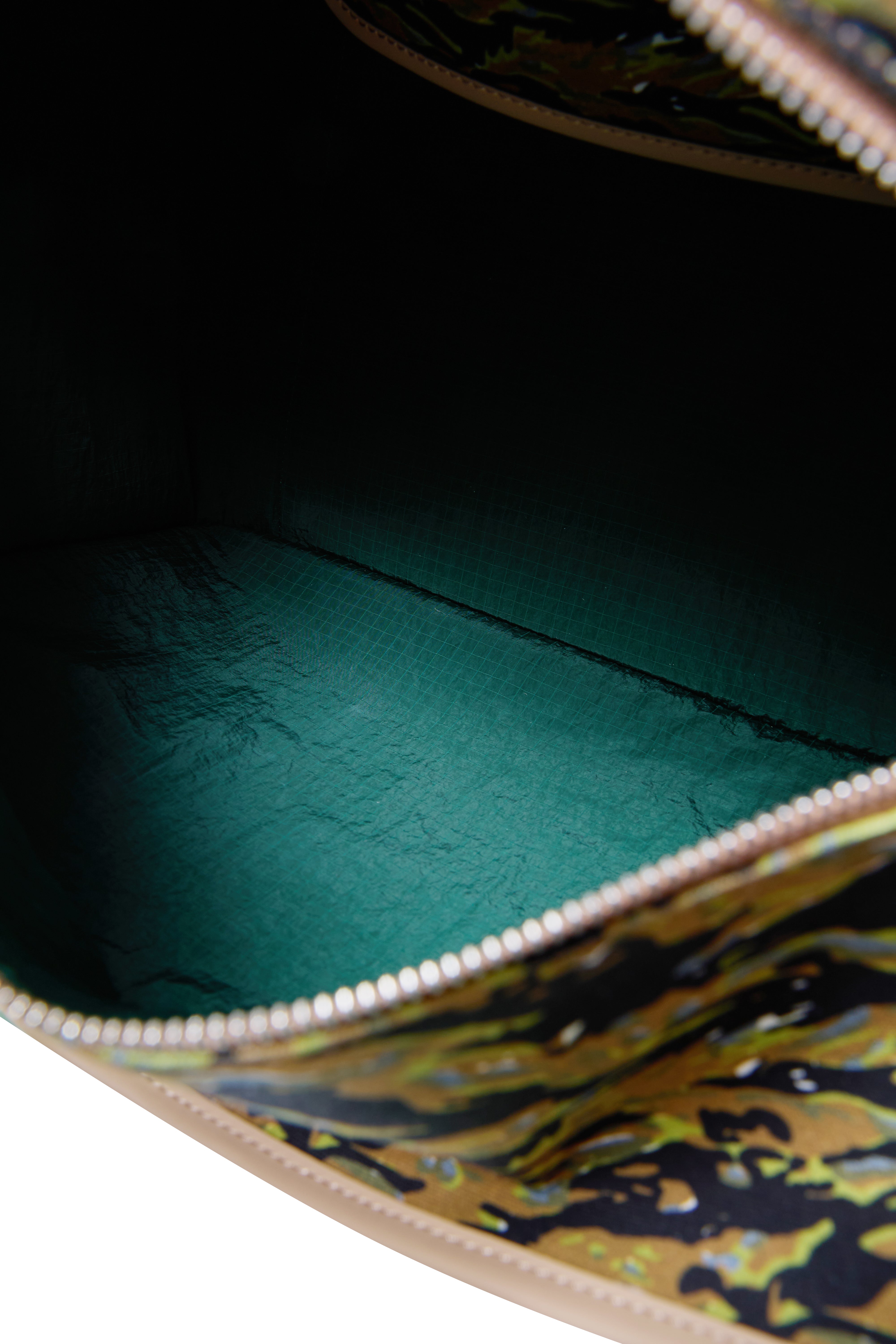 타이거 스트라이프 카모 캔버스 박스백 – 네온 웨빙 포인트