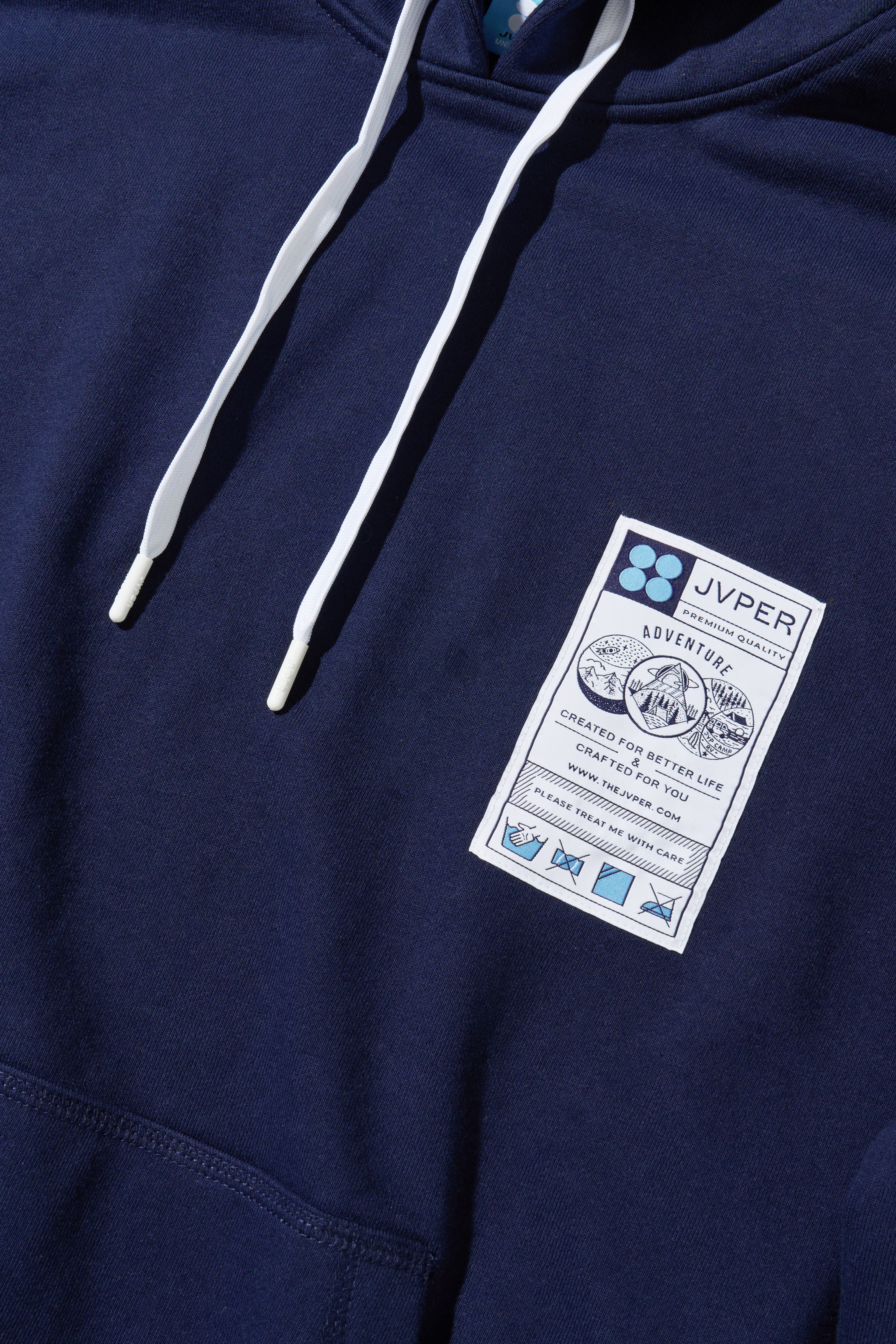 어드벤처 시그니처 라벨 오버핏 후디 – 네이비