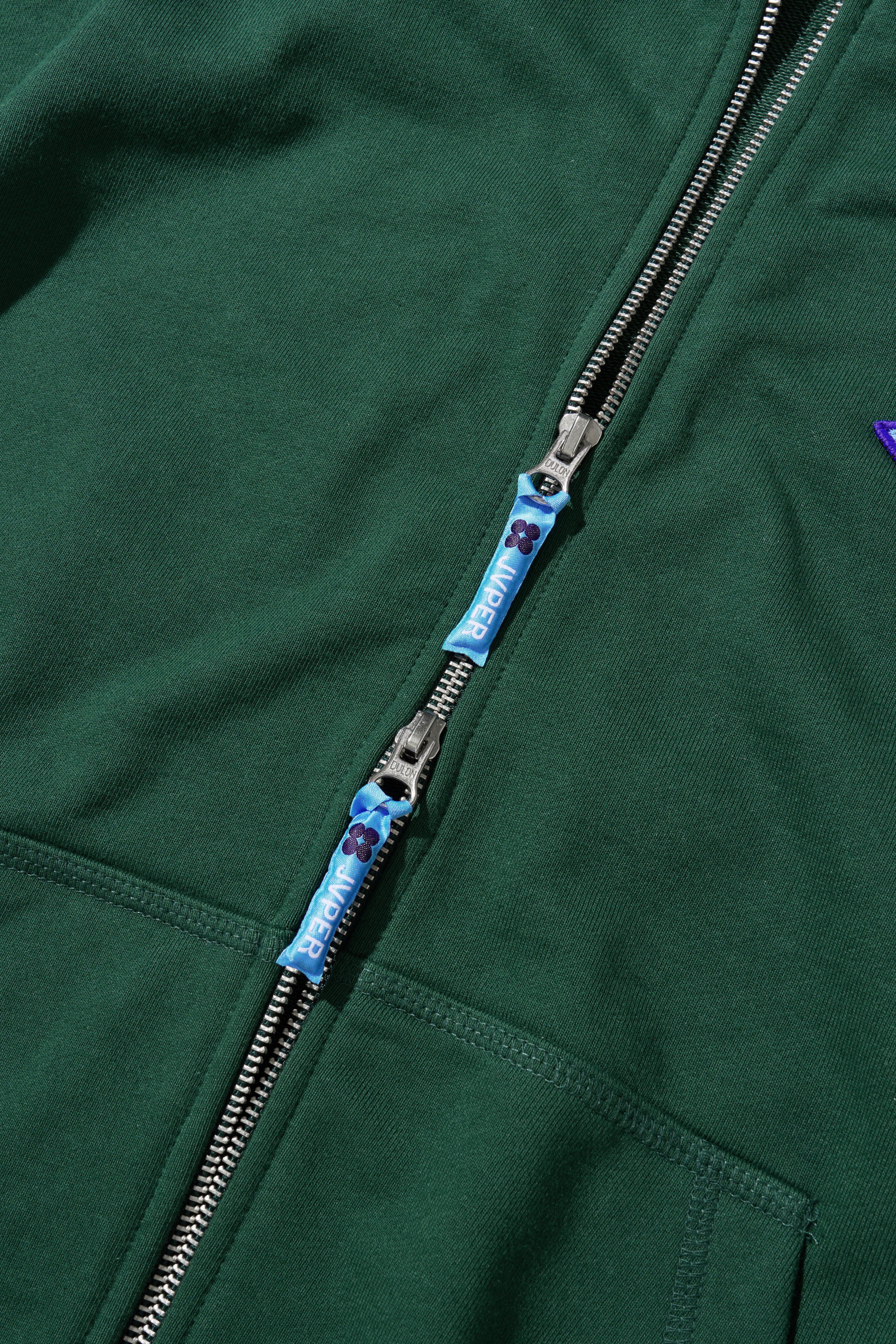 유니버스 다이아몬드 엠블럼 자수 패치 집업 후디 – 그린